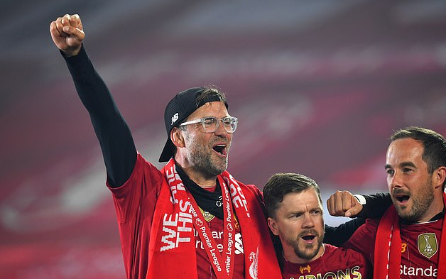 拉波尔塔承诺与弗里克续约：他的地位已稳固，会见证球场完工