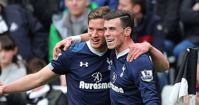 英超战报：西蒙斯传射，里沙利松破门，热刺2-0布伦特福德（英超快讯：西蒙斯一传一射，里沙利松建功，热刺2比0击退布伦特福德）