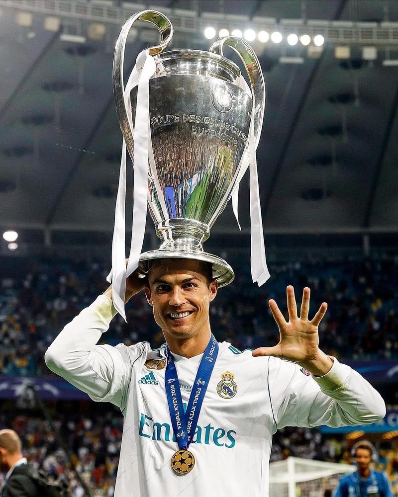 抢下当红炸子鸡！塞梅尼奥想冬窗加盟曼城，因为他渴望获得冠军（渴望冠军！塞梅尼奥盼冬窗投曼城，炙手可热新星成蓝月目标）