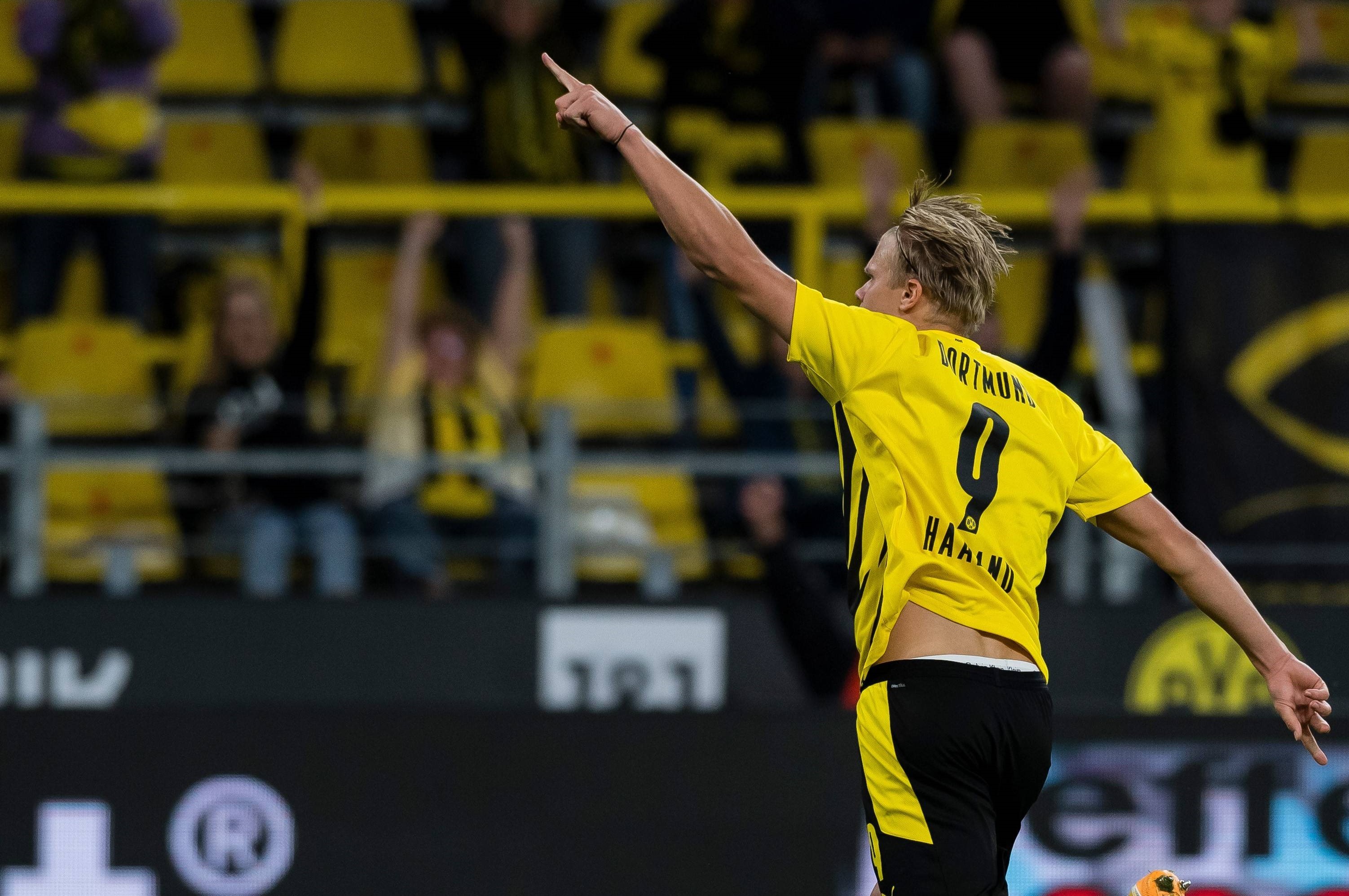 囧叔、孔蒂、斯帅首次同时在意甲执教，孔蒂和斯帅甚至从未交手（囧叔、孔蒂与斯帅首次同在意甲执教，孔蒂与斯帅迄今仍未交锋）