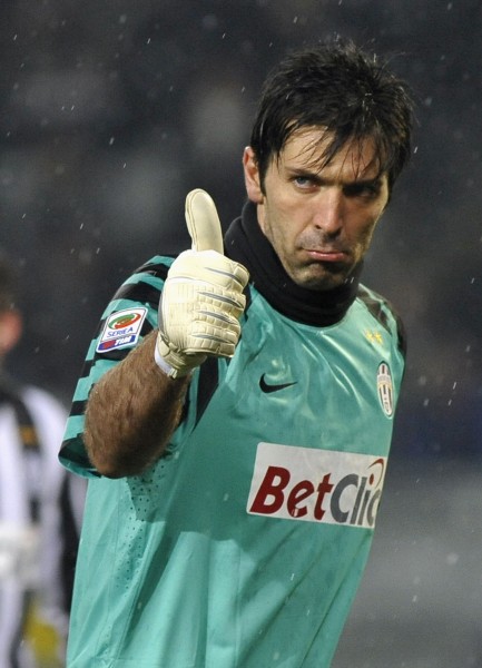 陕西联合祝贺国安夺冠：足球因竞技而精彩，因同行而温暖（陕西联合致贺国安夺冠：足球因对决更精彩，因同行更温暖）