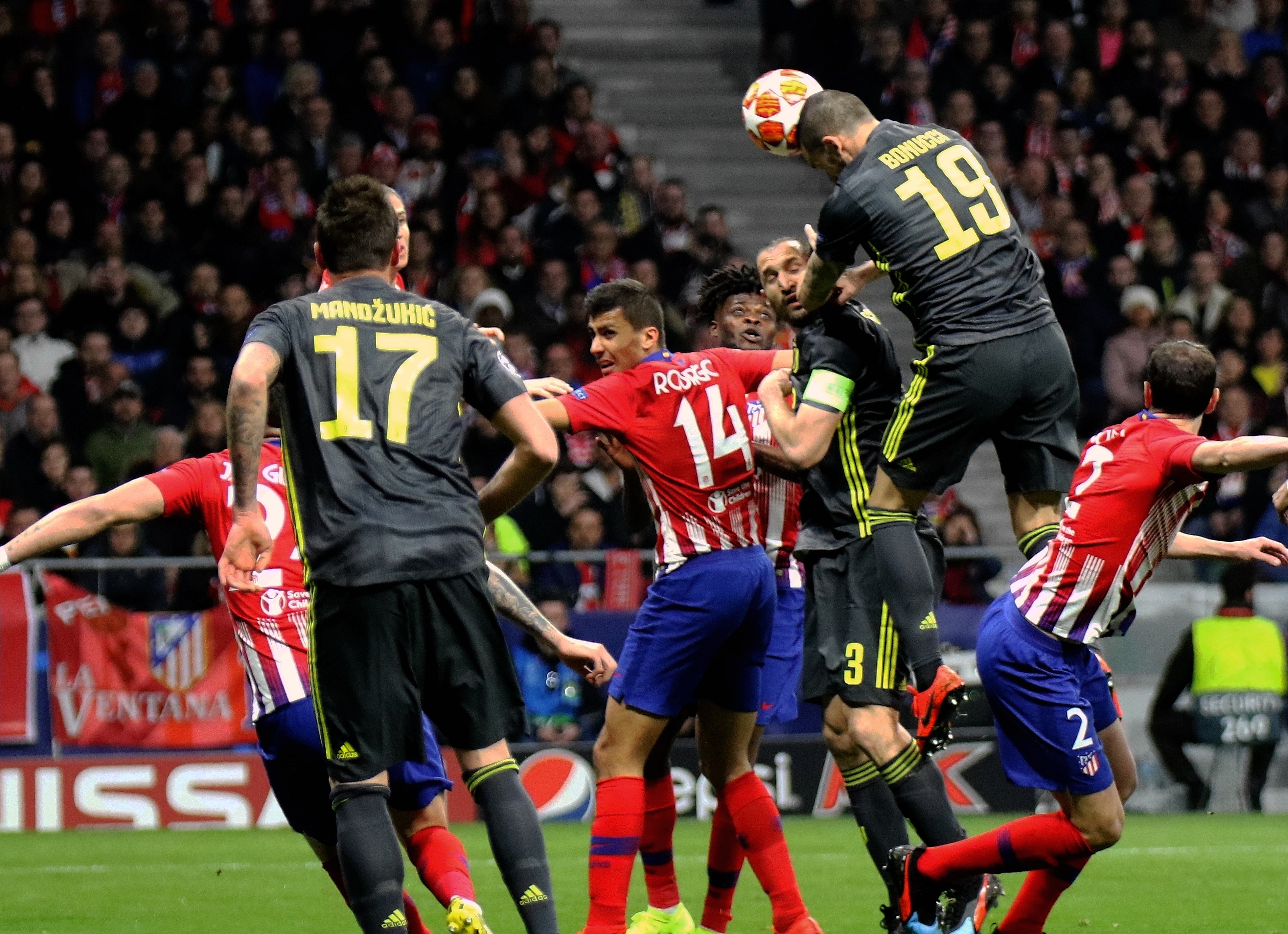 NBA常规赛焦点战精彩瞬间